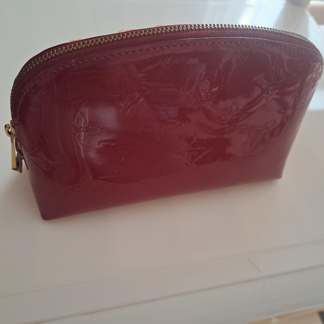 LOUIS VUITTON ルイ・ヴィトン　ポーチ