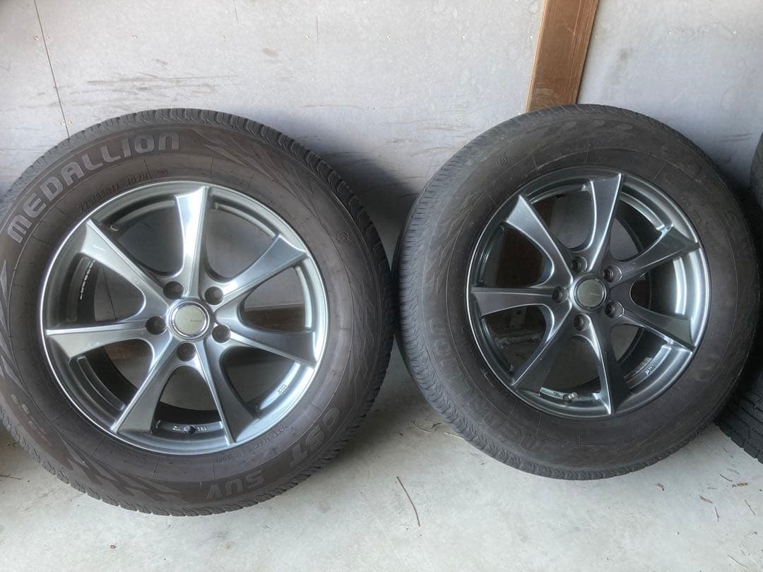 Sushiさん専用①タイヤ&ホイールほぼ新品！LEBEN 17インチ　225/