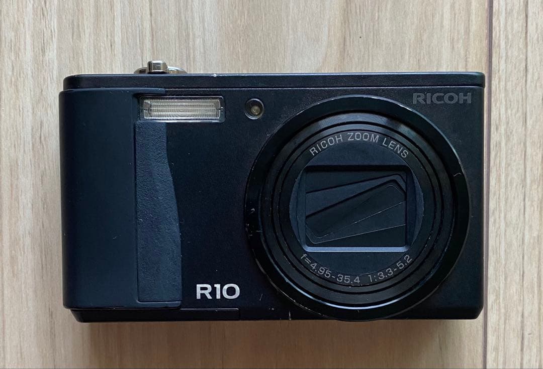 RICOH R10 コンパクトデジタルカメラ