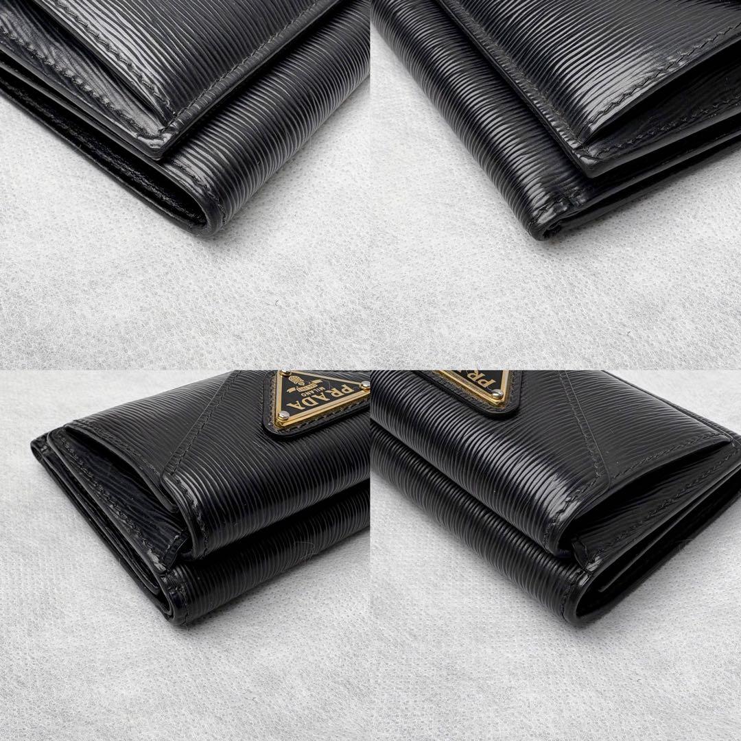 PRADA 三つ折り財布 トライアングルロゴ ヴィッテロムーブ レザー 三角ロゴ