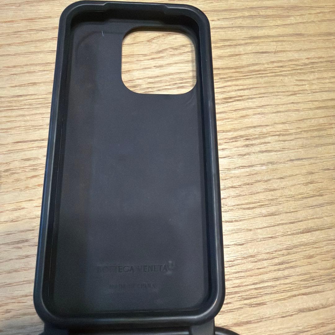 ボッテガ・ヴェネタ スマホケース（iPhone 15 Pro専用）