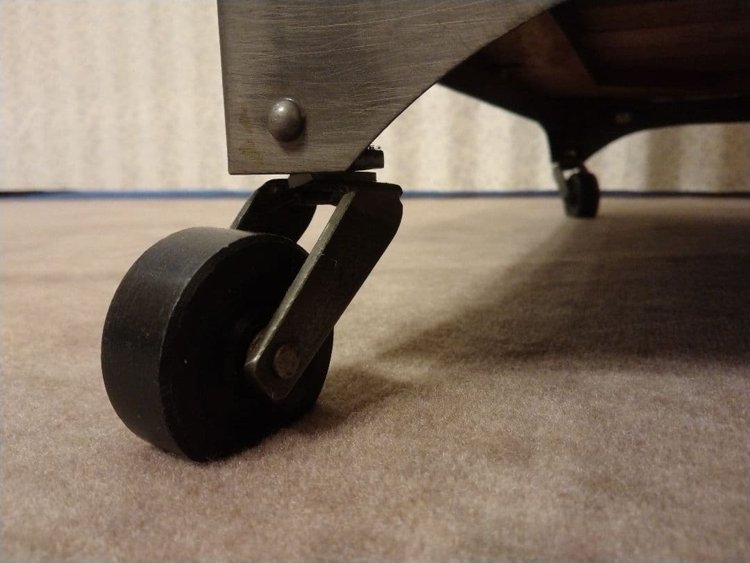 木製＆スチールセンターテーブル キャスター付き