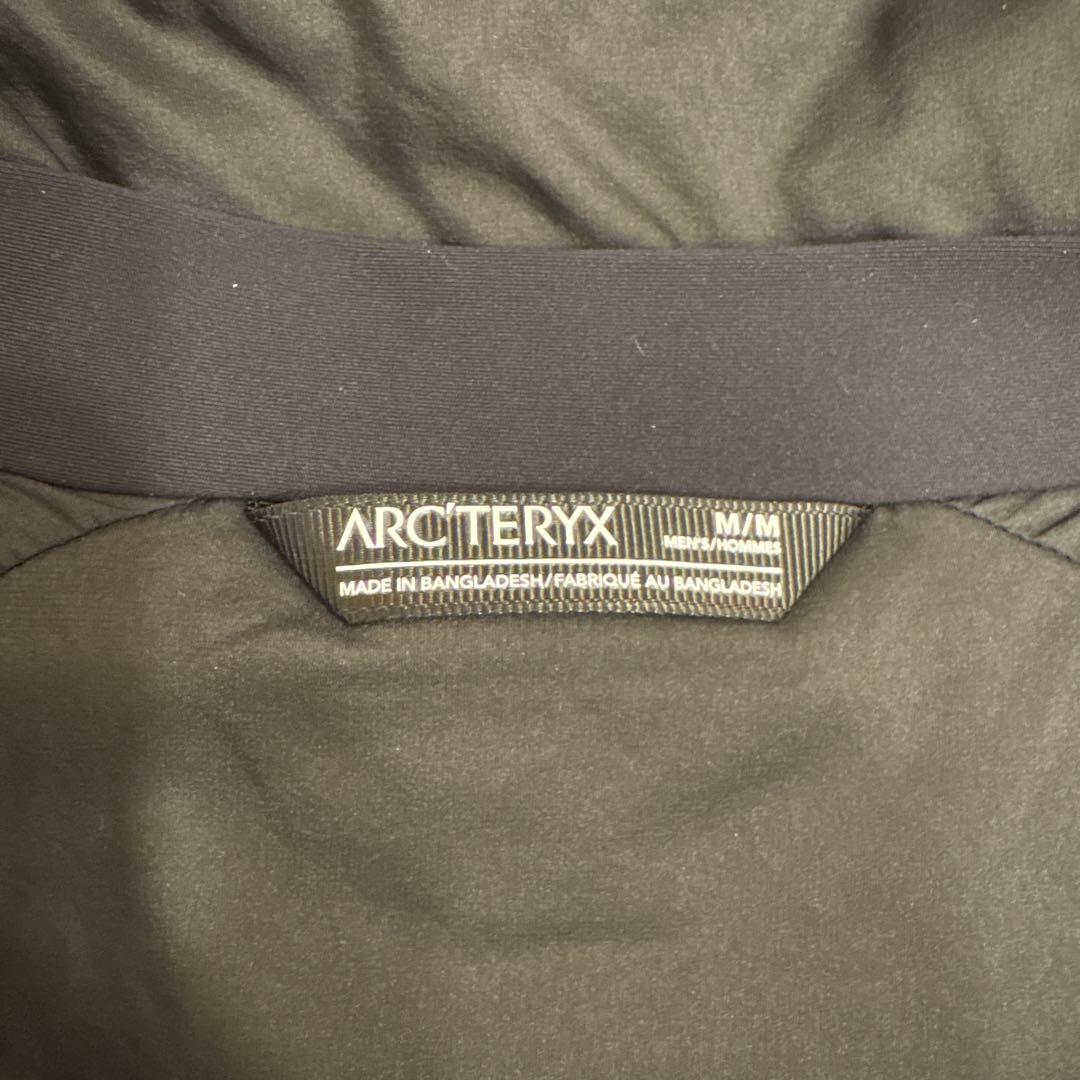 【ヨッシー】ARC'TERYX アトムSVフーディーblack