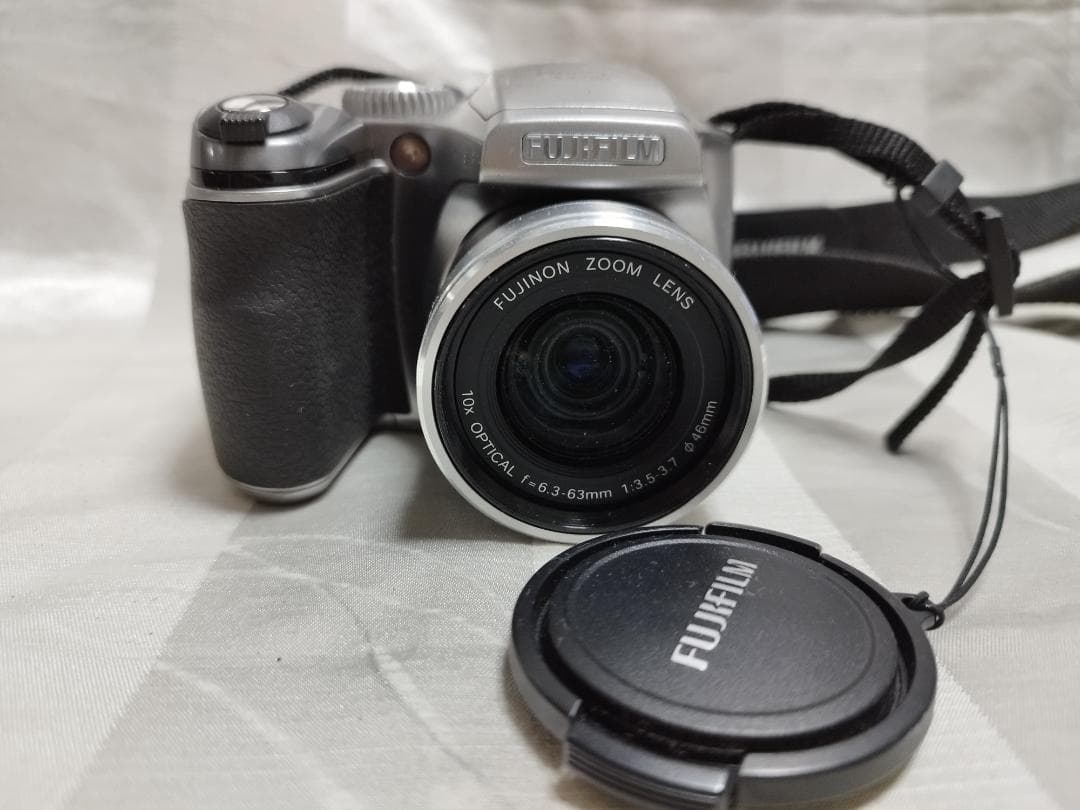 デジタルカメラ FUJIFILM FinePix S5700 DIGTAL CAMERA