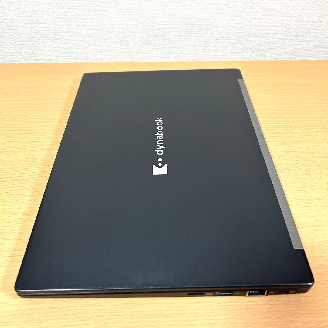 東芝 TOSHIBA dynabook G83/KW 512GB 16GB i5