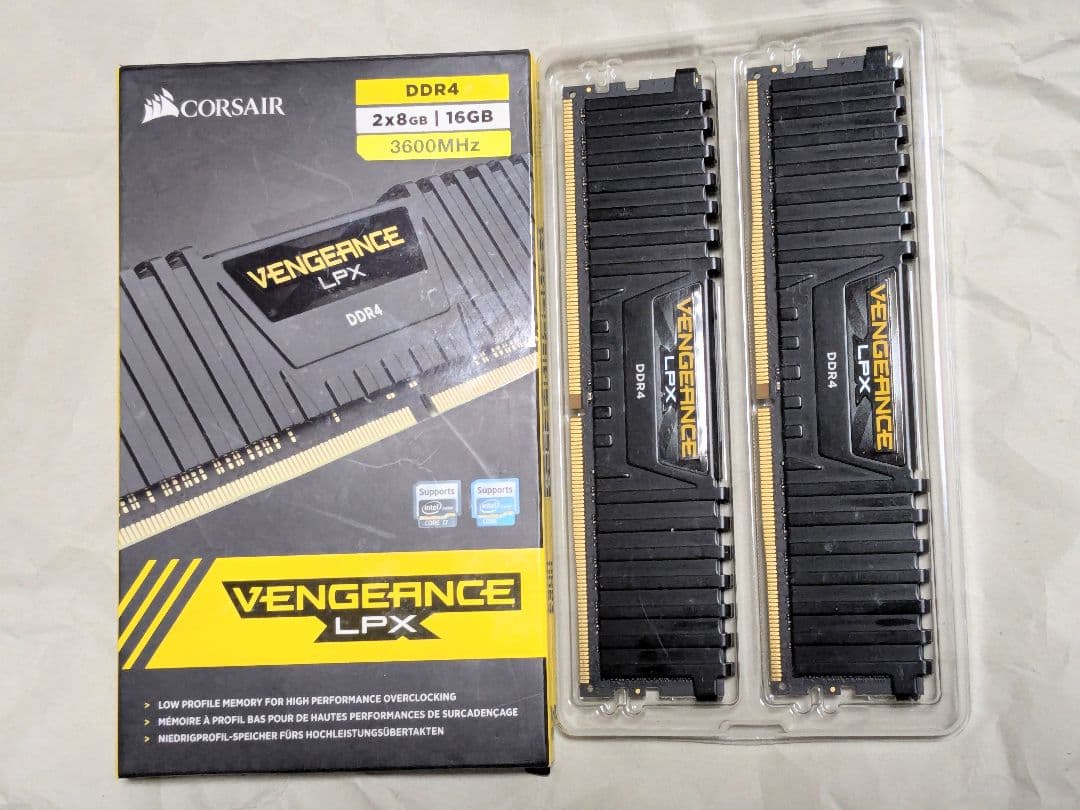 DDR4-3600MHz デスクトップPC用 メモリ 16GB [8GB×2枚]