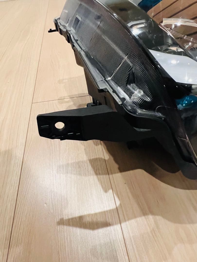 【送料込み】N-VAN ヘッドライト 左右セット