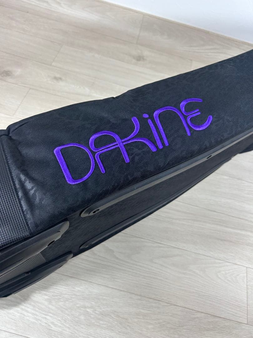 【タグ付き未使用品✨】DAKINE ダカイン　スノーボードケース　キャスター付き