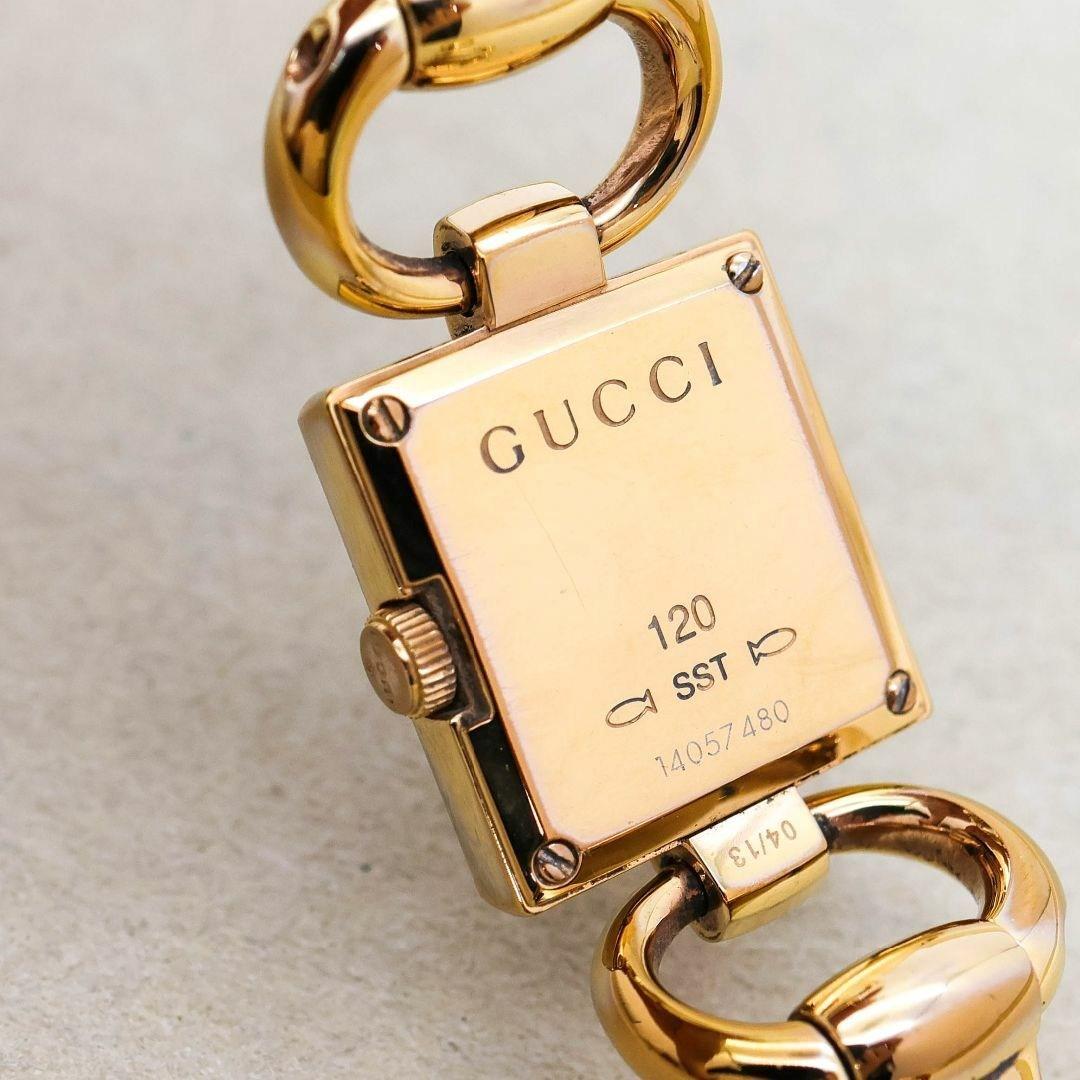 稼働 GUCCI 腕時計 YA120519 ホワイトパール トルナヴォーニ