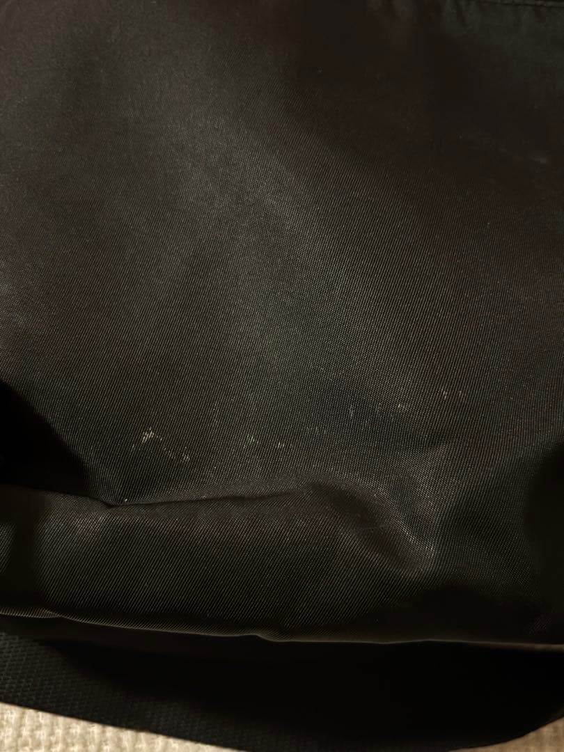 PRADA ブラック メッセンジャーバック ショルダーバッグ