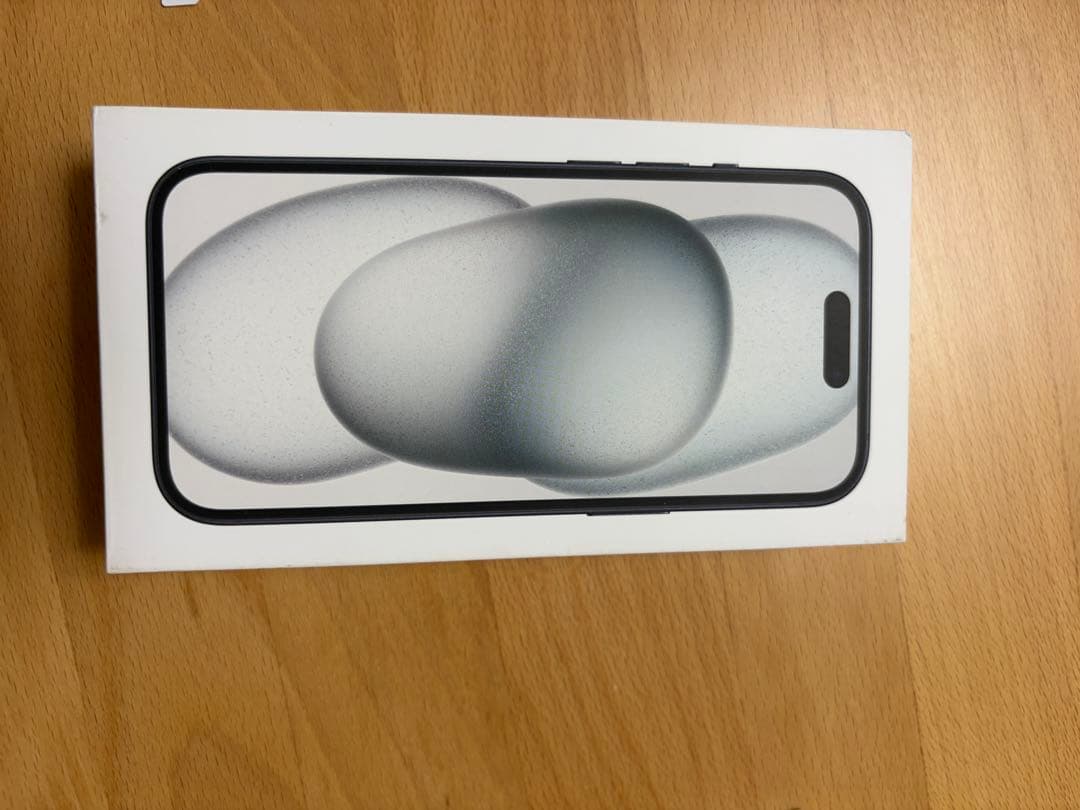 iPhone15 128GBブラック 本体　SIMフリー　ios26 残債無し