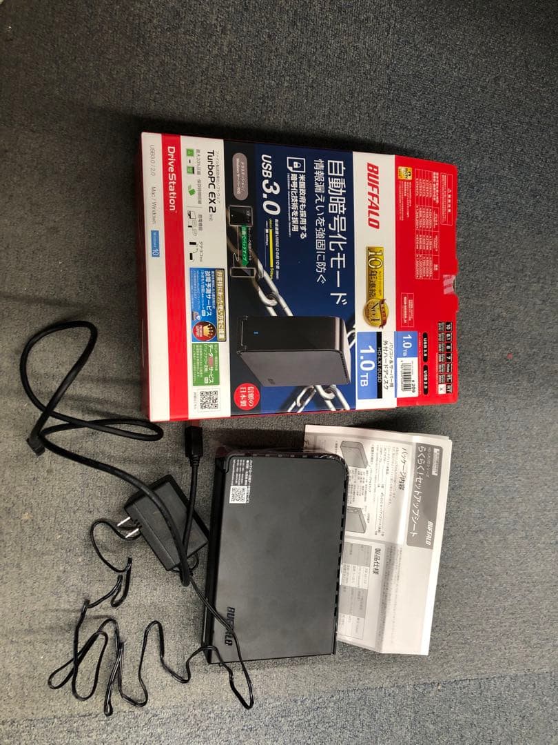 ほぼ新品　BUFFALO DriveStation 1.0TB 外付けHDD