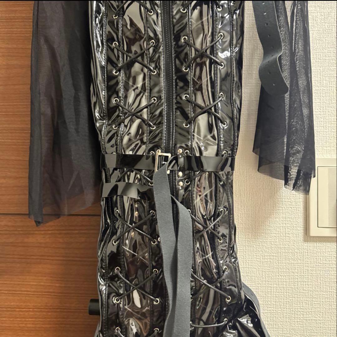 ゴスロリ 伯爵夫人 ゴシックエナメルマーメイドワンピース ブラック【歪萌舍】