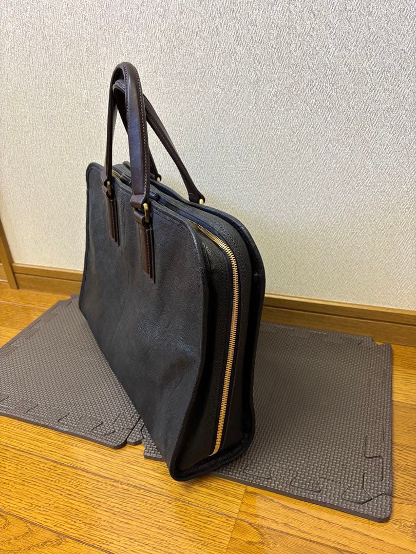 【美品】土屋鞄 アルマス バッファローブリーフ アーバンネイビー