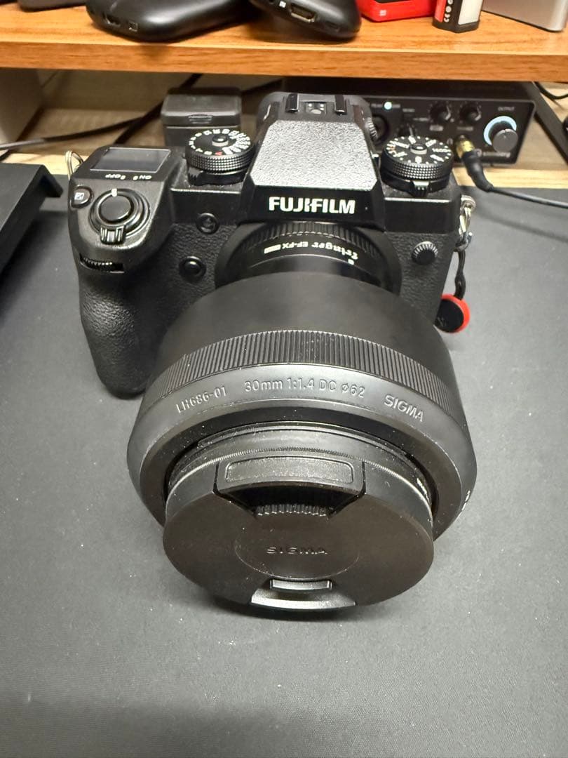 s*u様 X-H1 ボディfujifilm とfringer ef -fxのセッ