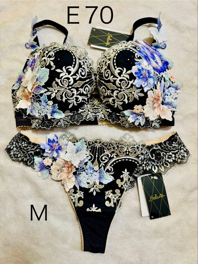 サルート店舗限定商品 おやゆび姫 ブラジャーE70＆ソングM