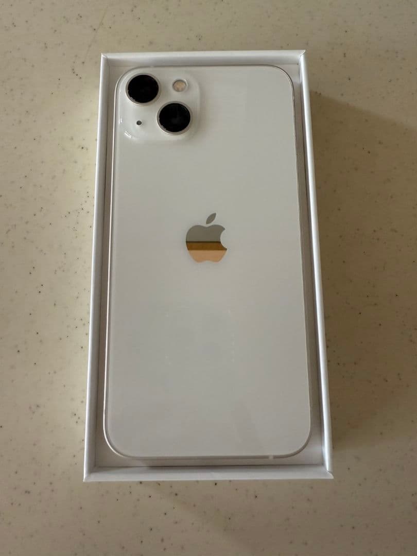 iPhone13／128GB／スターライト