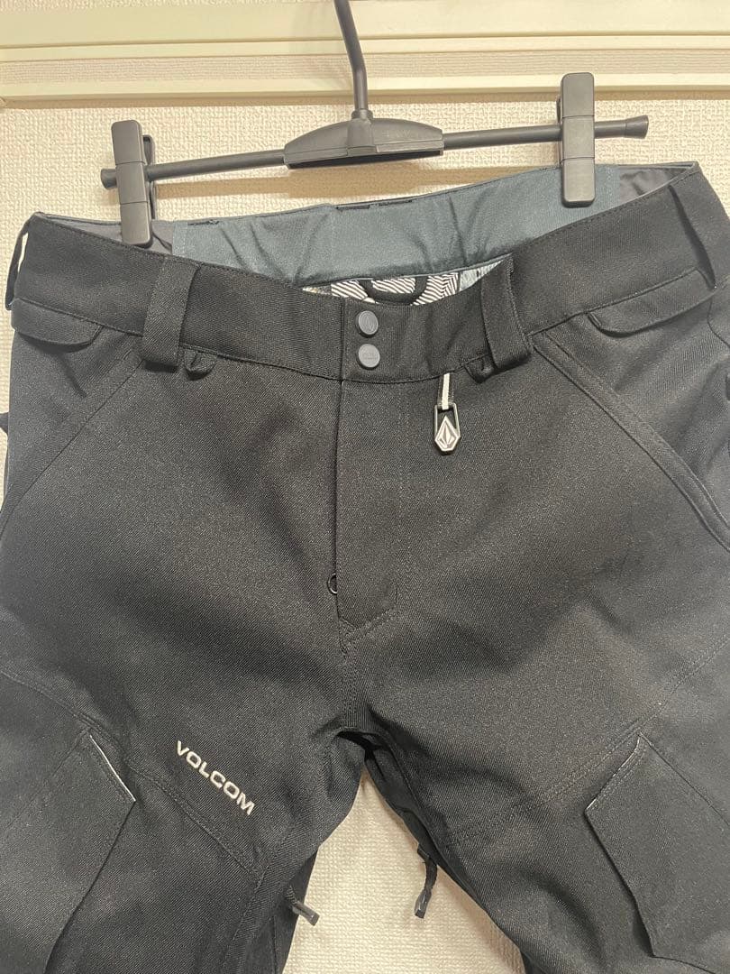 VOLCOM スノーボードパンツ ブラック　Lサイズ
