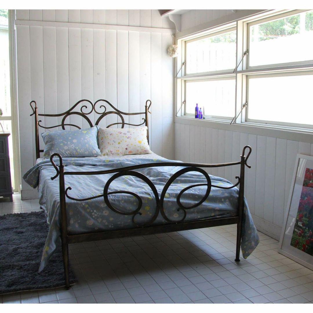 アンティーク風ベッド　パピヨン　セミダブルサイズ