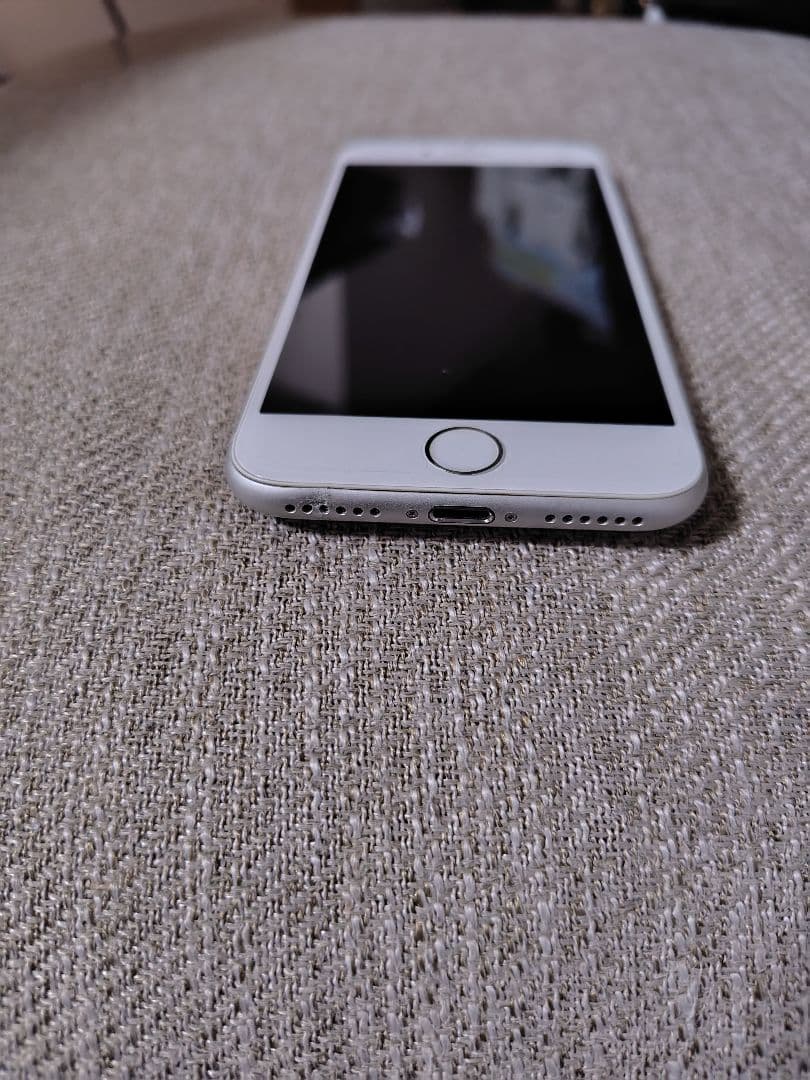 Apple iPhone 8 本体 SIMフリー　本体のみ