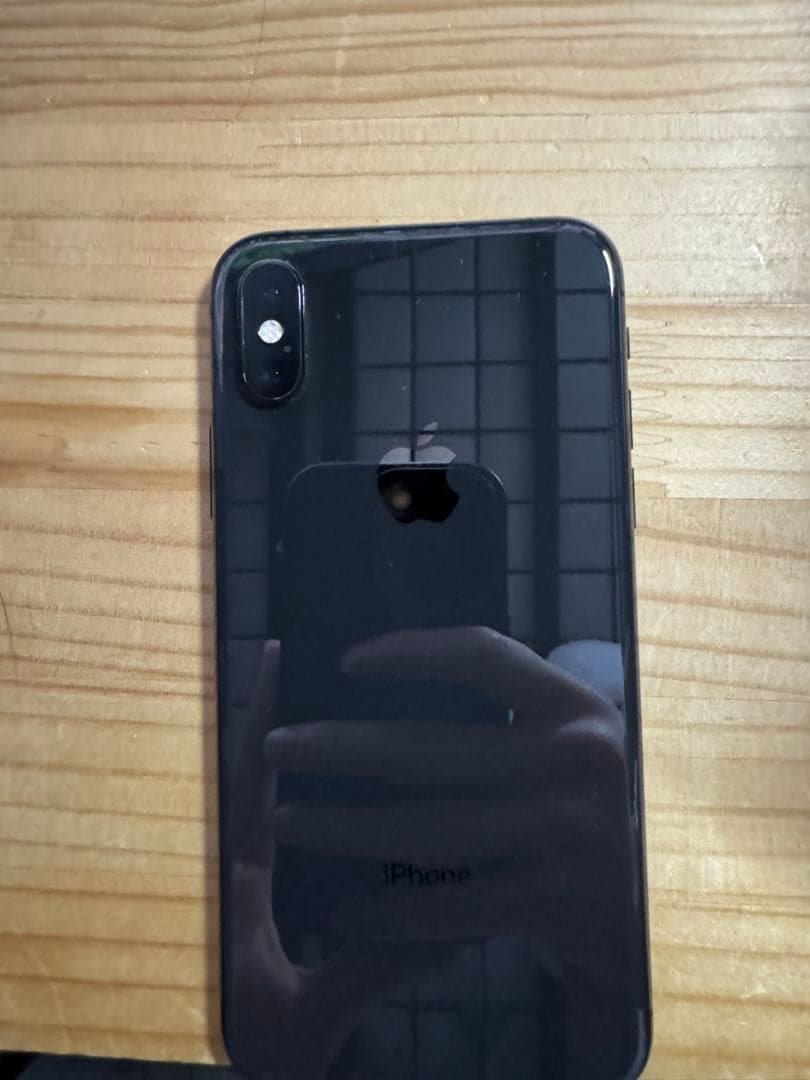 iPhone Xs simフリー