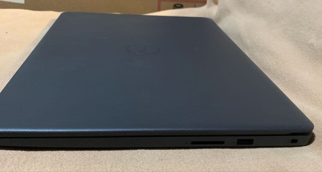 DELLノートPC Vostro 3500シリーズ