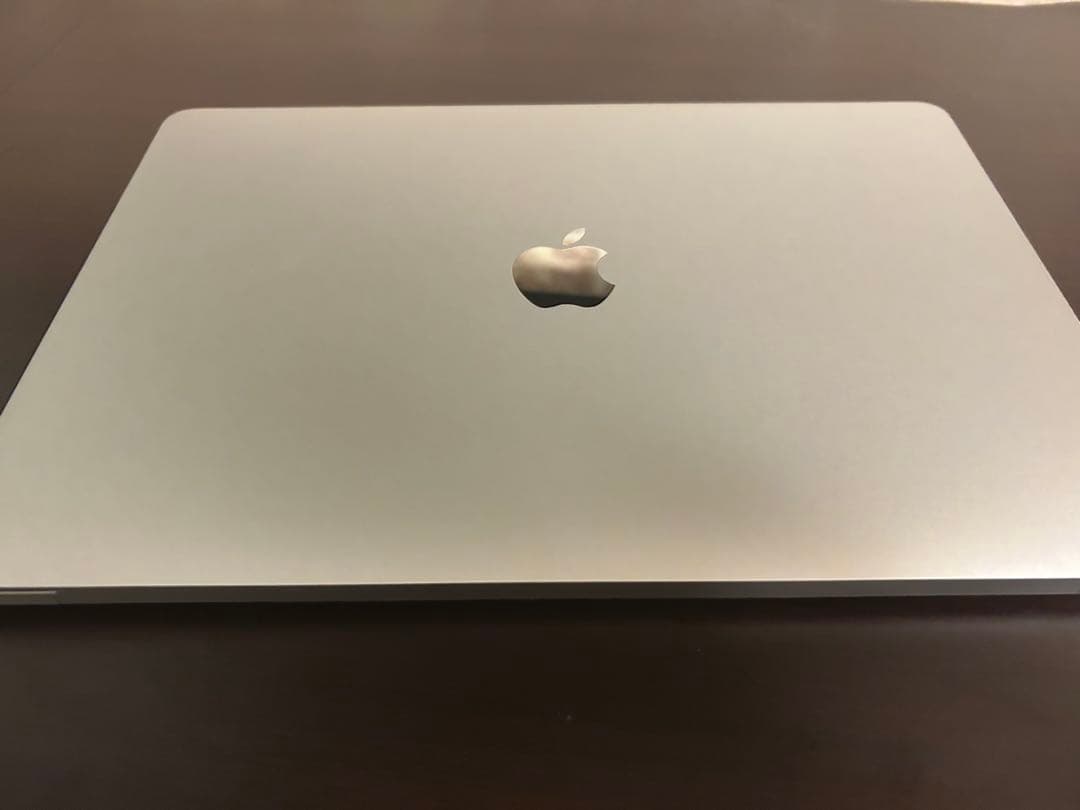 Apple MacBook Pro 13インチ M2 8GB 本体のみ　元箱無し