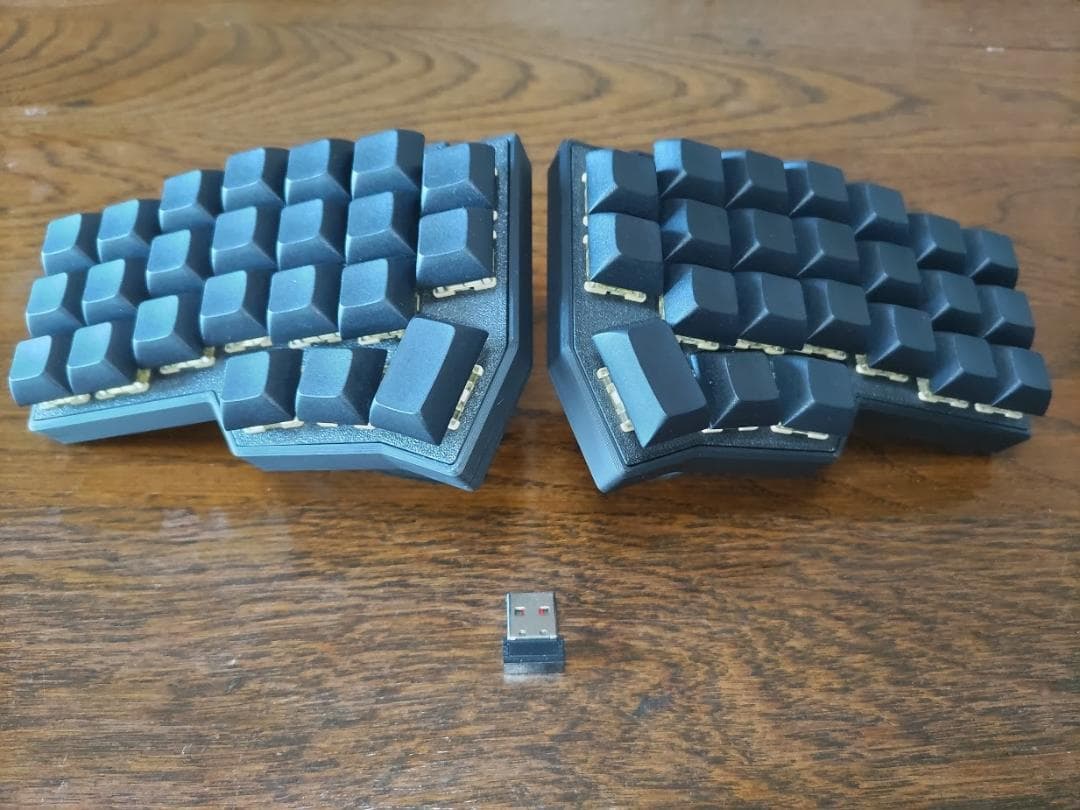 Corne v4 Cherry 無線(2.4g)＋テンティングスタンド