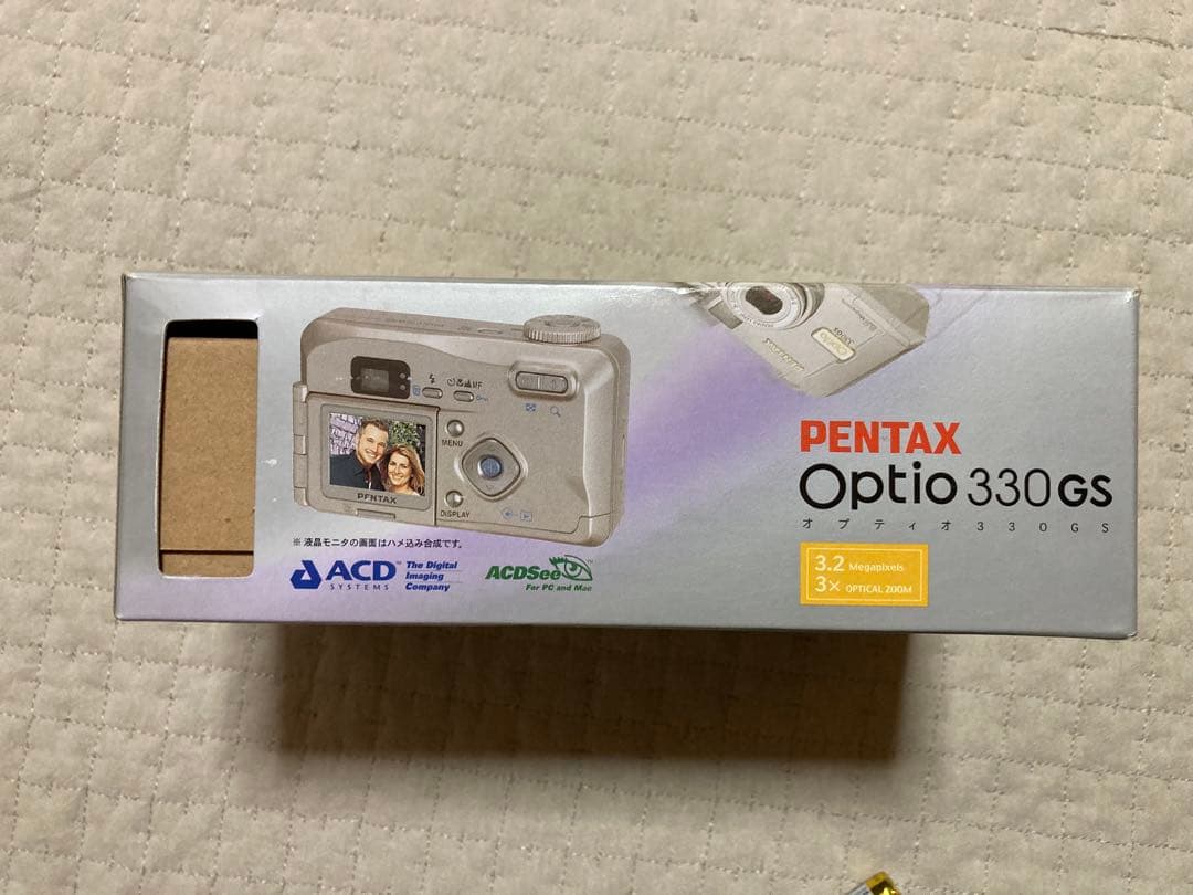 PENTAX Optio330GS 自撮りもできるコンデジカメラ箱有り　三脚付き