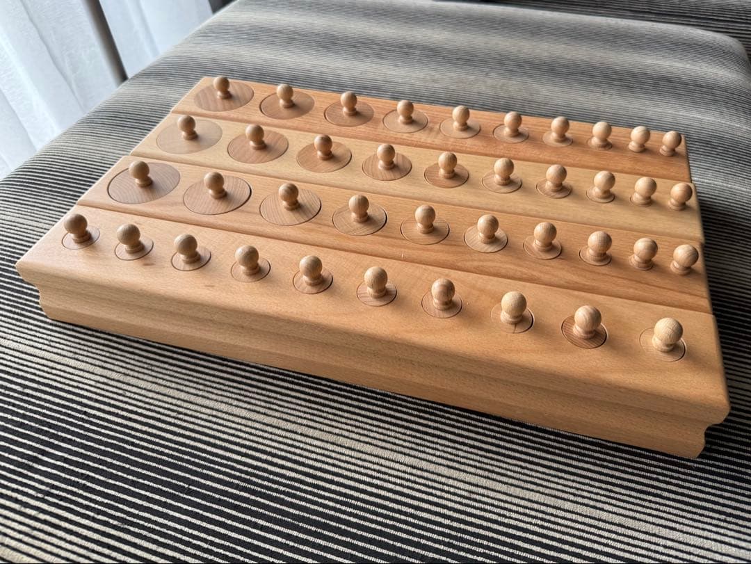 木製知育玩具 円柱型ピースセット