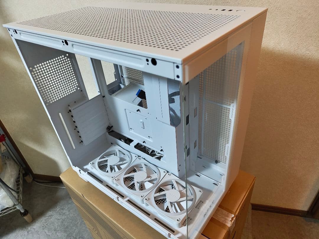 NZXT H9 FLOW ホワイト PCケース White 白