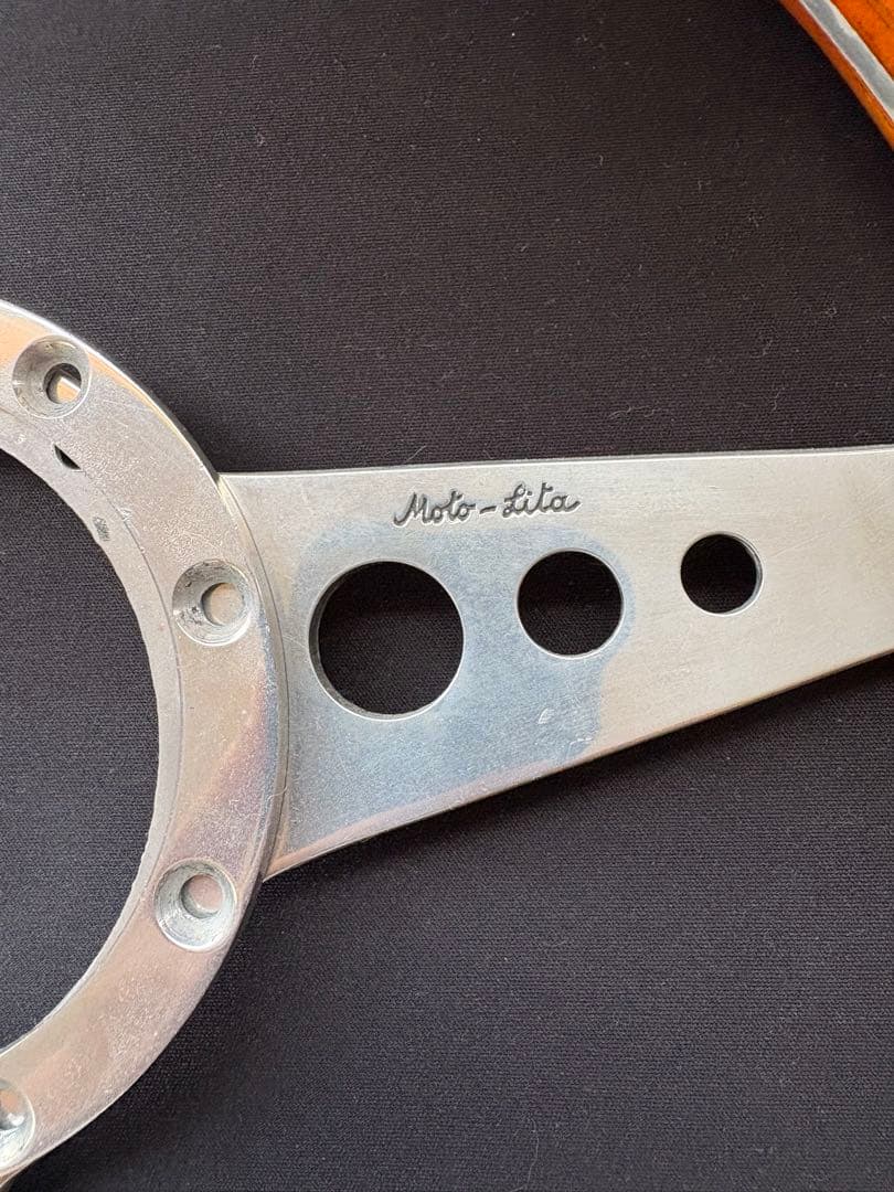 Moto-Lita ステアリング