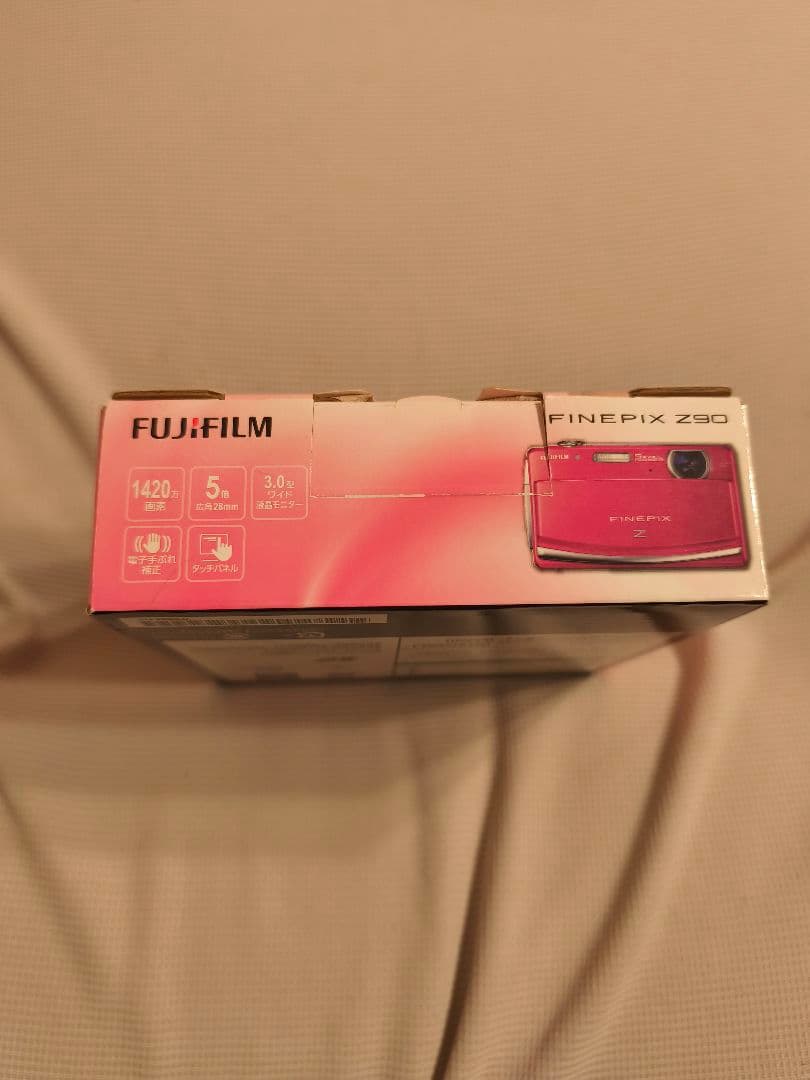 富士フィルム　FINEPIX Z90
