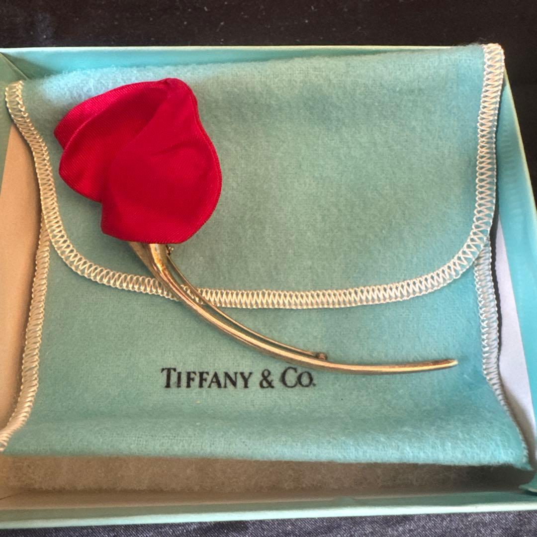 Tiffany & Co. レッドローズブローチ