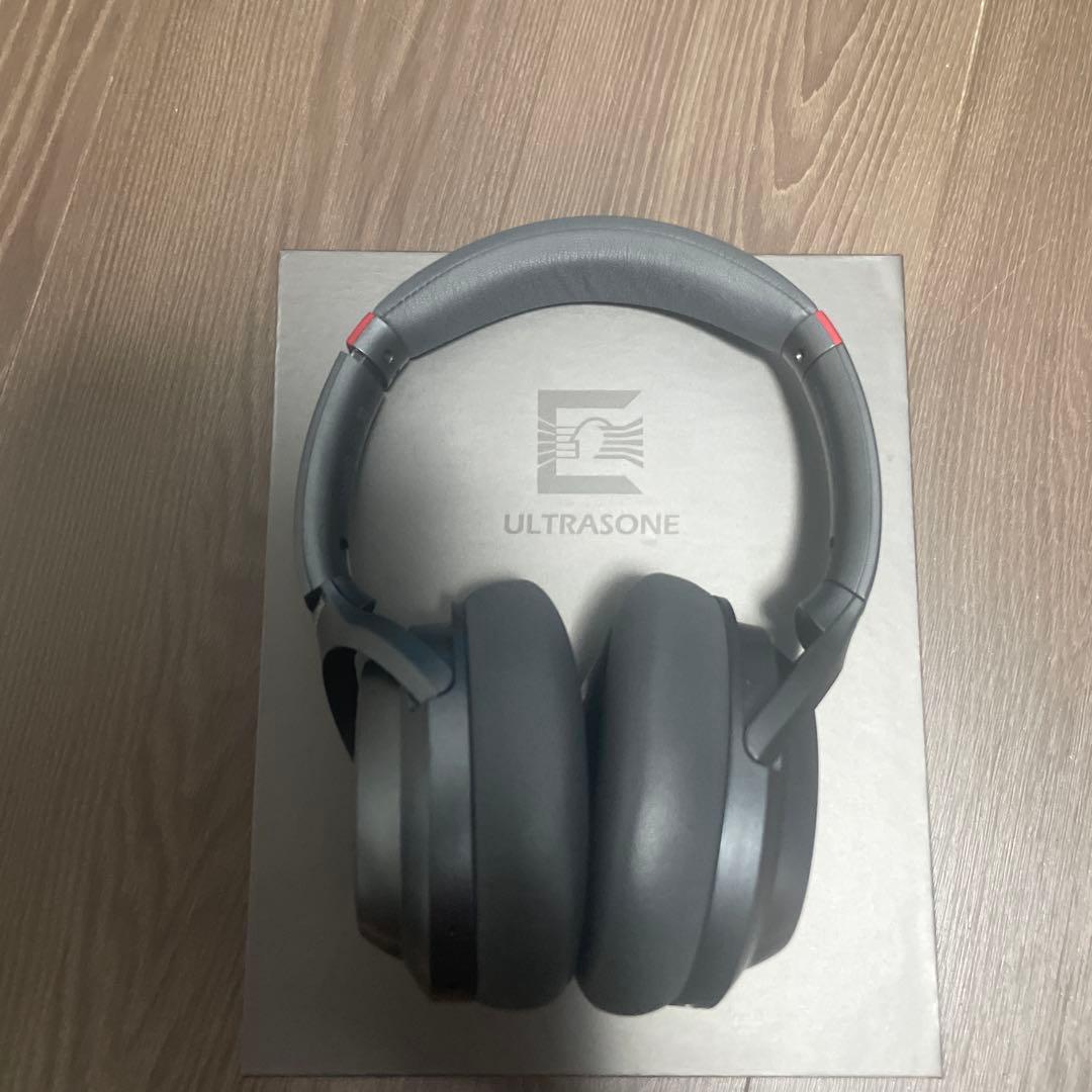 ULTRASONE ISARワイヤレスヘッドホン