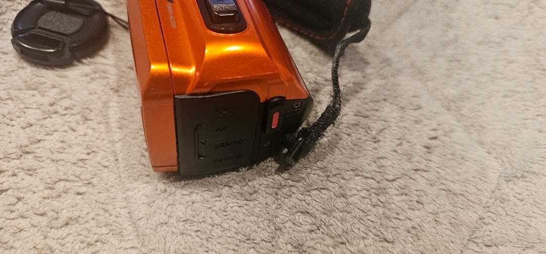 JVC ビデオカメラ GZ-RX600-D