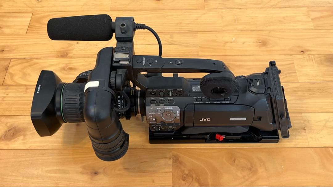 JVC 業務用ビデオカメラ GY-HM750