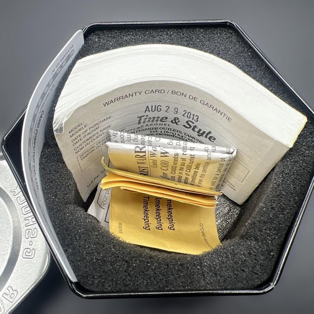 美品 CASIO G-SHOCK AWG-M100GW 電波ソーラー アナデジ