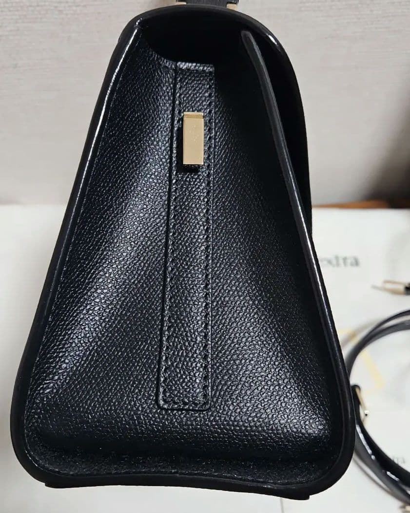 Valextra　イジィデ ミニ／ブラック