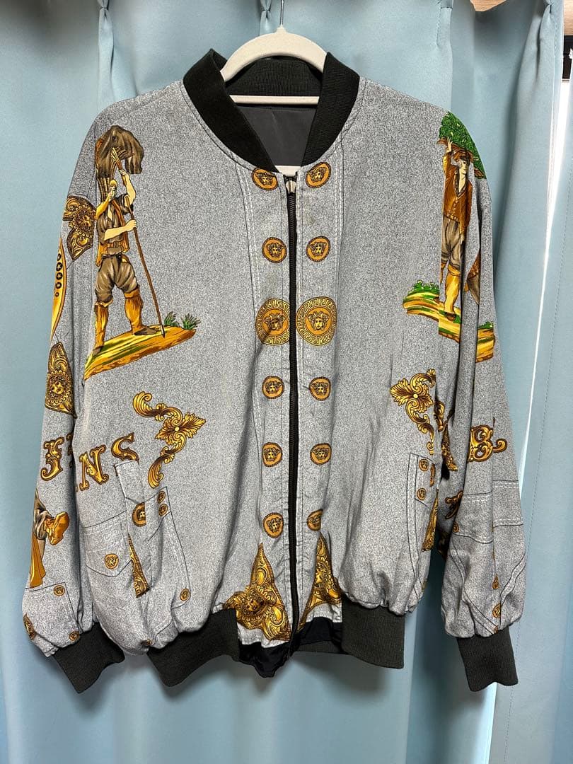 【週末まで値下中】ベルサーチ　ナイロン　ジャケット　リバーシブル　ブルージーンズ