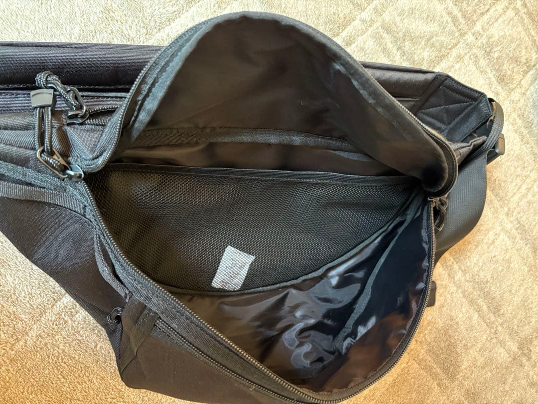 Hug育 バッグ DDiccho ヒップシート　ショルダーバッグ