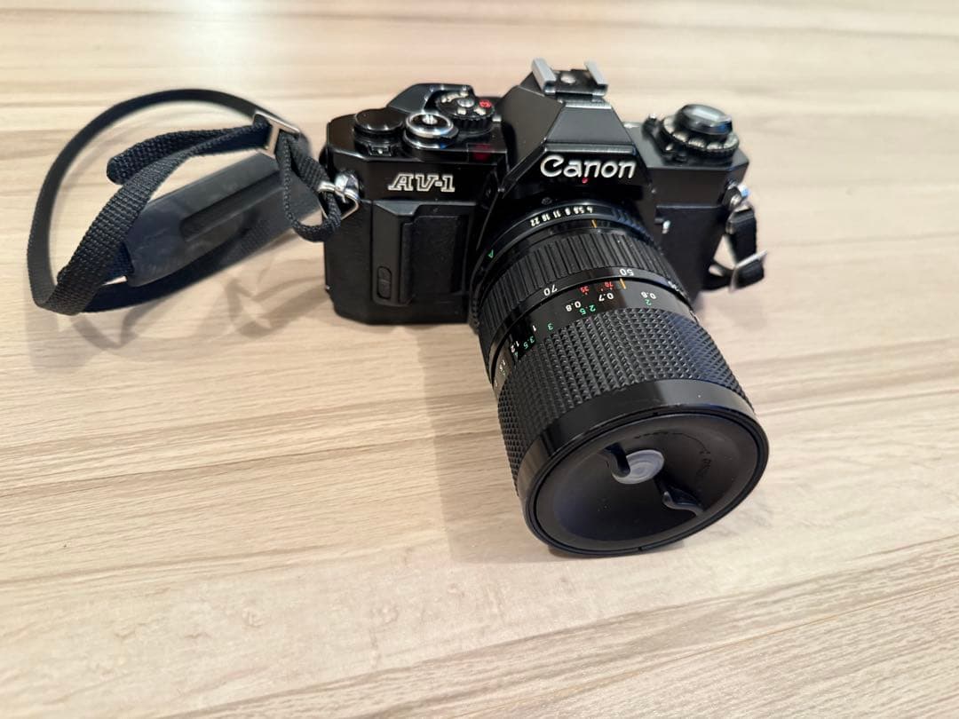 Canon AV-1 一眼レフカメラ レンズ付き