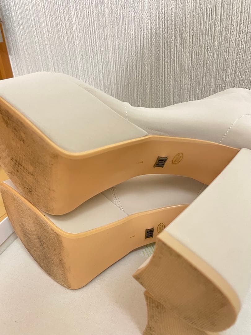 【今期】Darich ウルトラストレッチロングブーツ アイボリー L