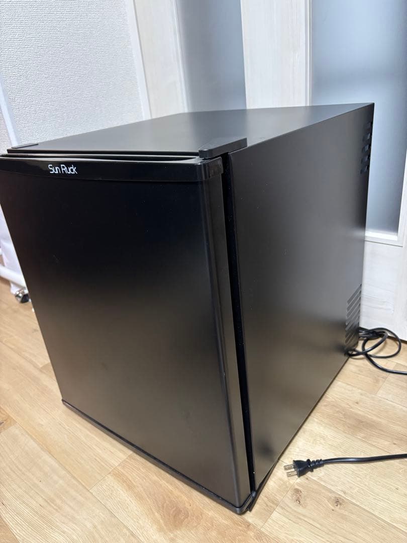 サンルック　1ドア冷蔵庫　SR-R4805
