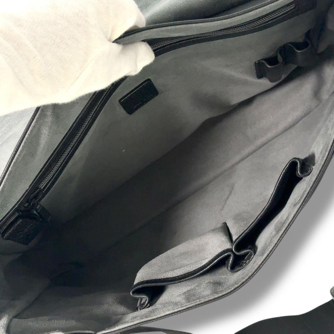 【美品】dunhill ダンヒル　ショルダーバッグ　メッセンジャー　レザー　総柄