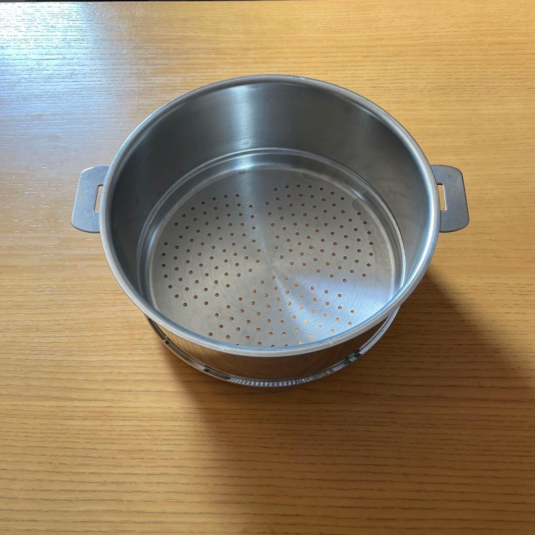 クリステル スチーマー