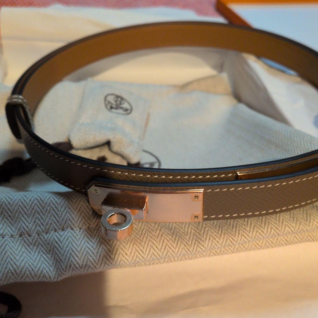 ケリーベルト　エトゥープ　ピンクゴールド金具