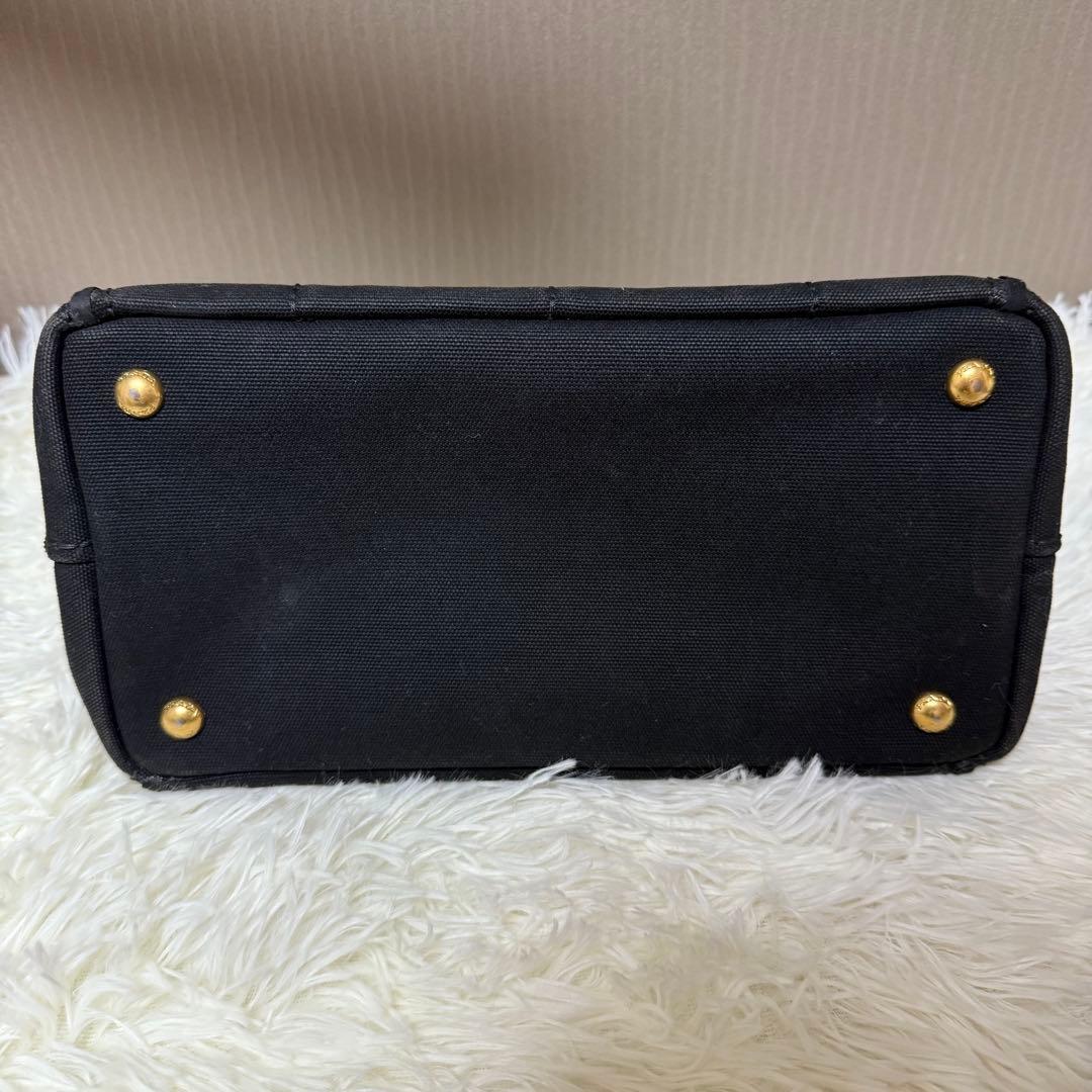 PRADA プラダ カナパ 四角補修有り黒