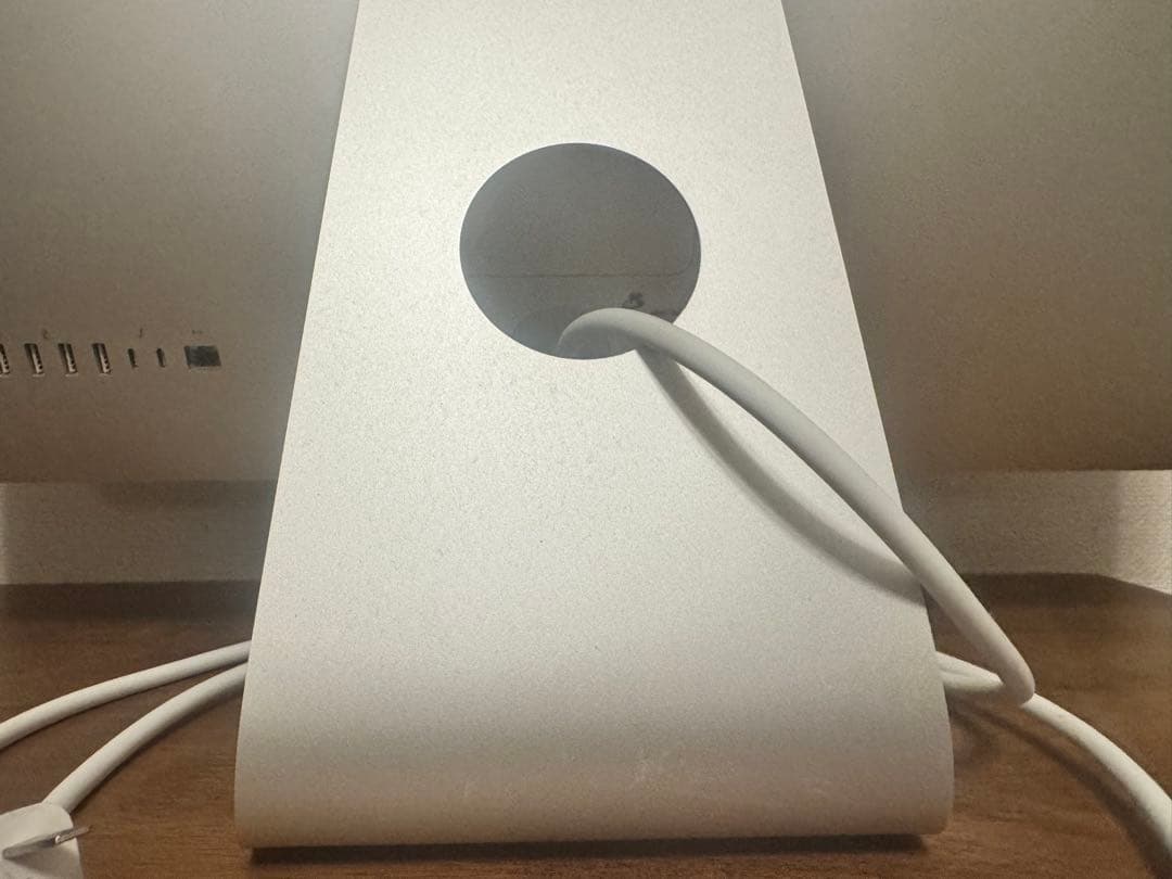 27インチ5K iMac 2017 メモリ24GB SSD 256