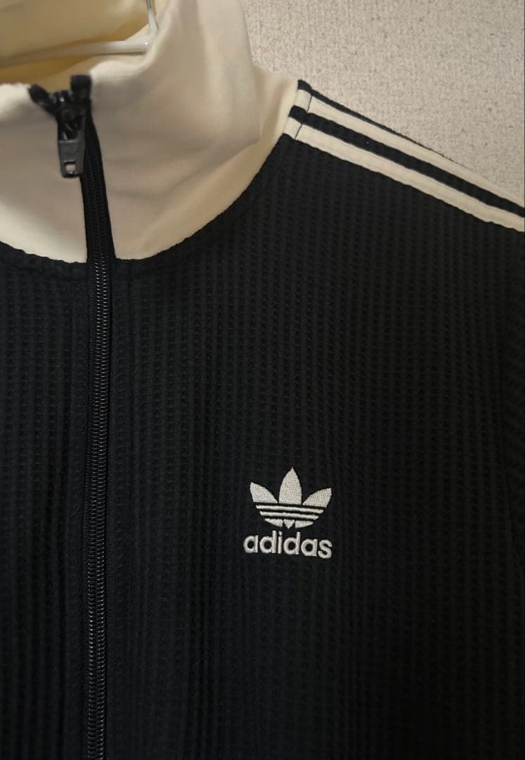 アディダス　ワッフル　トラックジャケット　ブラック